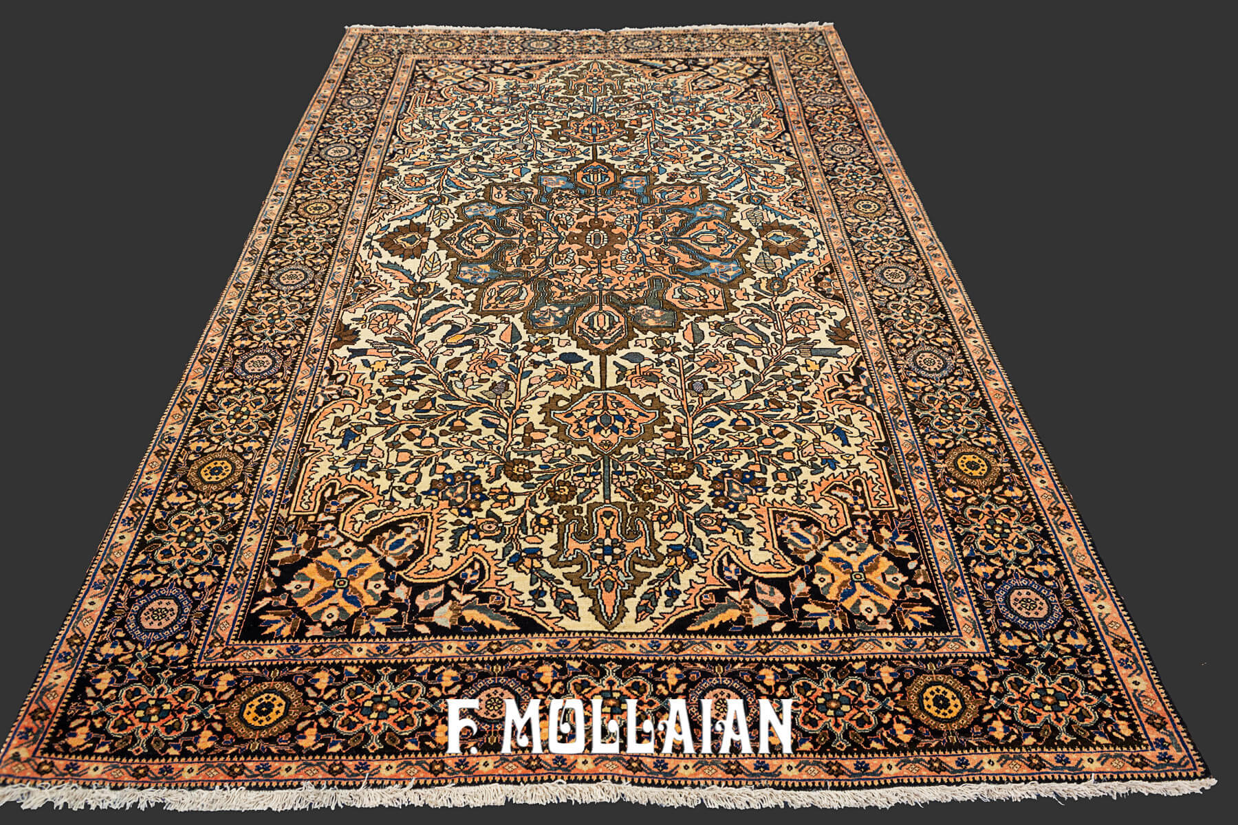 Classic Medallion Saruk Farahan Antique Persian Rug n°:11564753